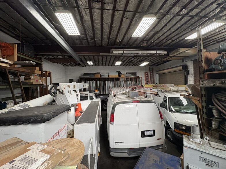 More Photos Of 96 Nassau Rd, Roosevelt Industrial For Sale