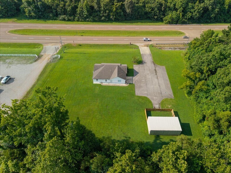More Photos Of 2855 Us-64 Hwy, Eads Office For Sale