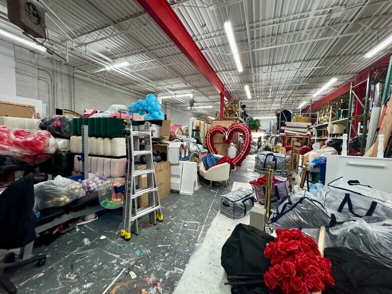 More Photos Of 1325 M St, Elmont Warehouse For Sale