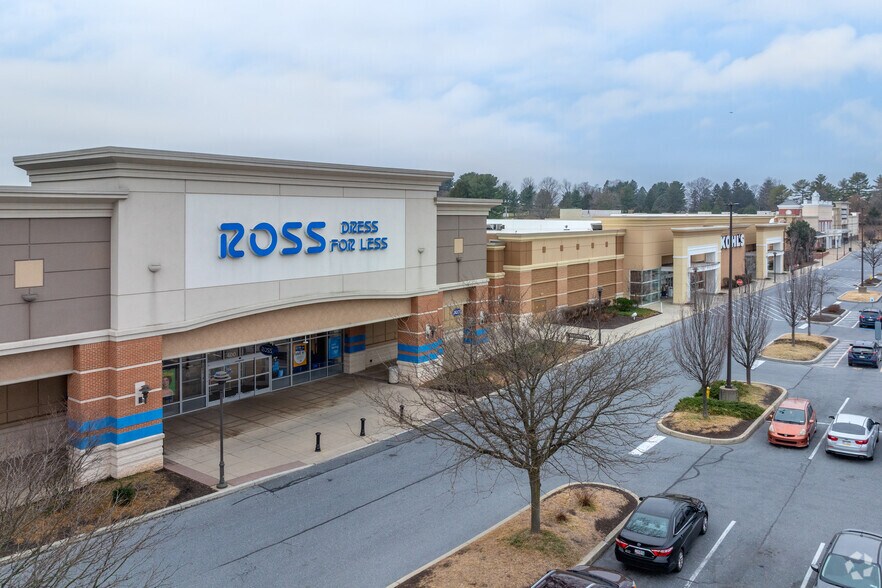 More Photos Of 2350 Lincoln Hwy, Lancaster Unknown For Lease