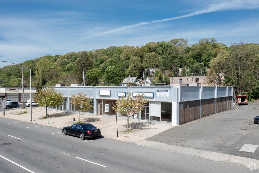 More Photos Of 1-15 N Central Ave, Hartsdale General Retail For Sale