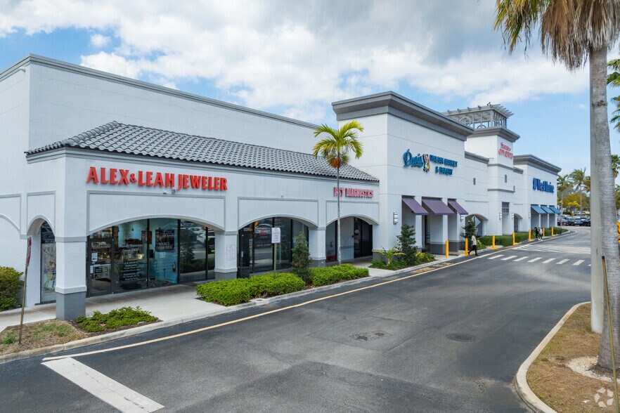 More Photos Of 11233-11261 Us Highway 1, North Palm Beach General Retail For Lease