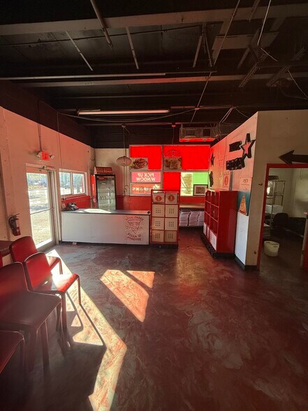 More Photos Of 1080-1090 N Federal Hwy, Hollywood Restaurant For Lease