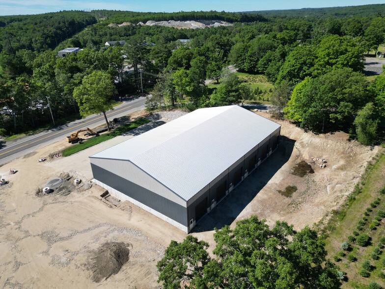More Photos Of 150 George Washington Highway, Smithfield General Retail For Sale