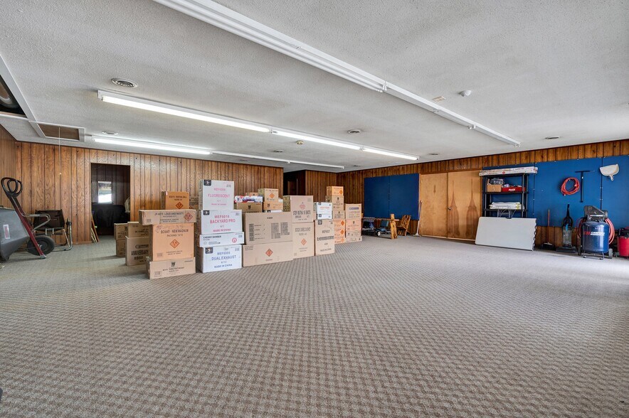 More Photos Of 6878 N Lee Hwy, Cleveland Storefront Retail Office For Sale