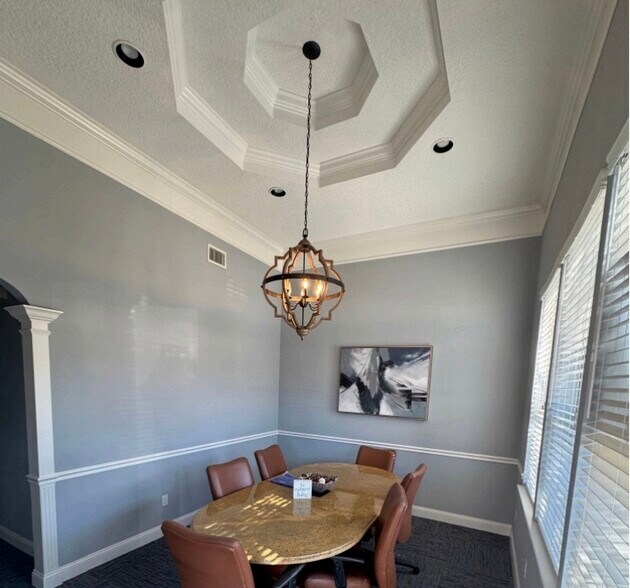 More Photos Of 11555 Central Pky, Jacksonville Office For Sale