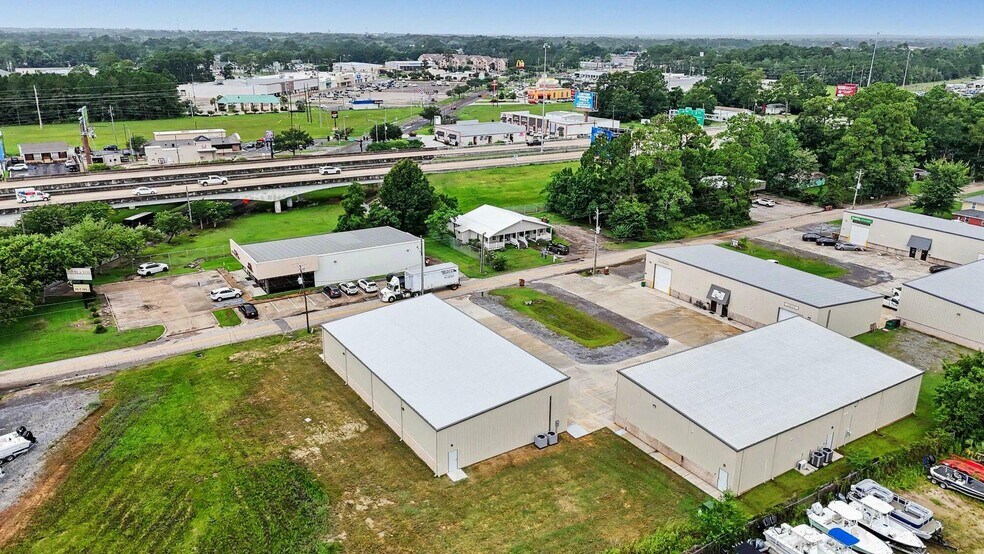 More Photos Of 3291 Warrior Dr, D'Iberville Light Distribution For Lease
