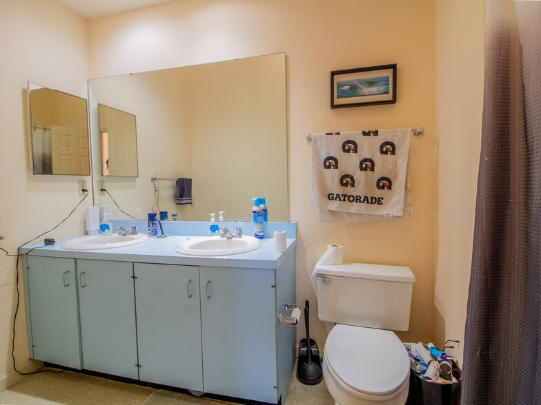 More Photos Of 1911 S 11th St, Saint Louis Apartments For Sale