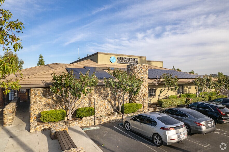 More Photos Of 25232-25334 Mcintyre St, Laguna Hills Unknown For Lease