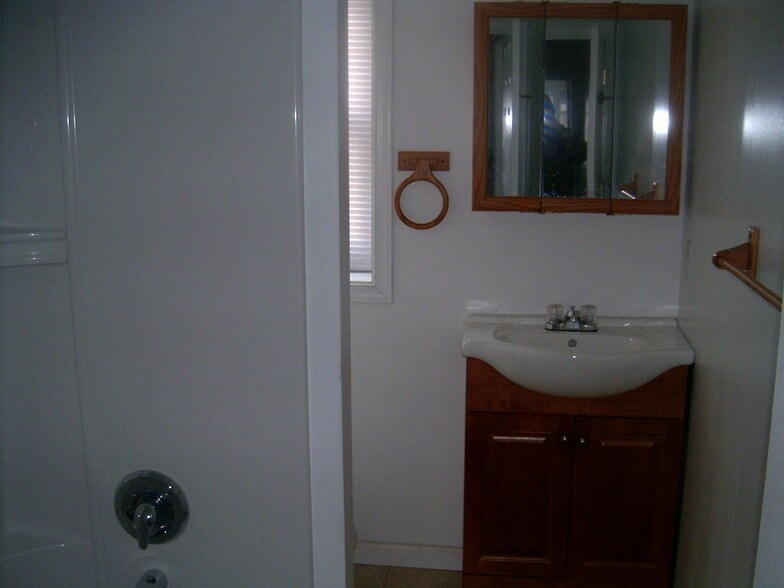 More Photos Of 2300 Jessup St, Wilmington Specialty For Sale