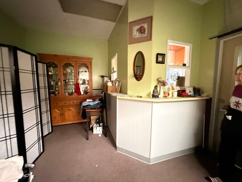 More Photos Of 4442 Mission St, San Francisco Storefront Retail Office For Sale