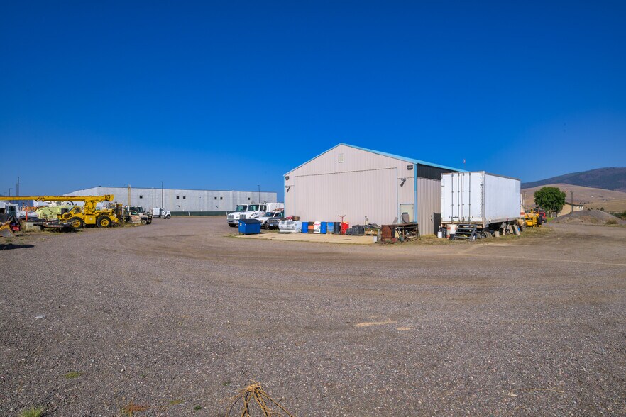 More Photos Of 9015 Cartage Rd, Missoula Specialty For Sale