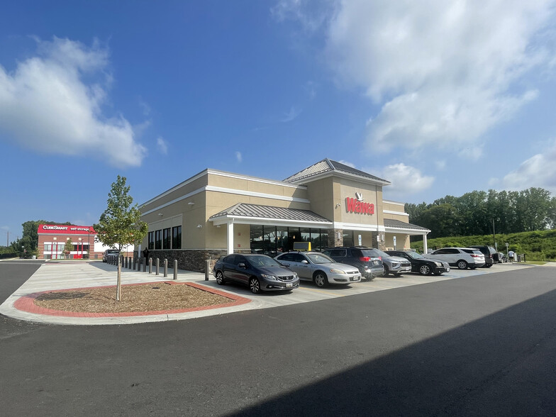 Primary Photo Of 2151 Brooks Dr, District Heights Convenience Store For Sale