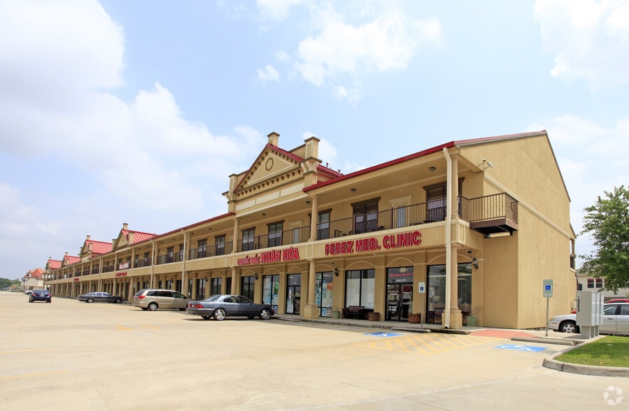 More Photos Of 12989 Bellaire Blvd, Houston Storefront For Sale