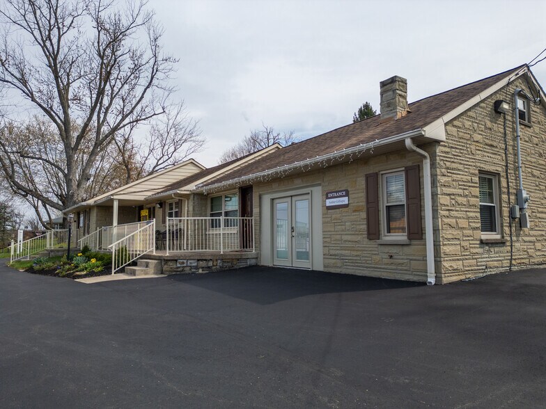 Primary Photo Of 10 Dun Rd, Chillicothe Office For Sale