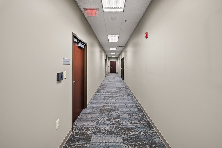 More Photos Of 6001 W Van Horn Tavern Rd, Columbia Office For Lease