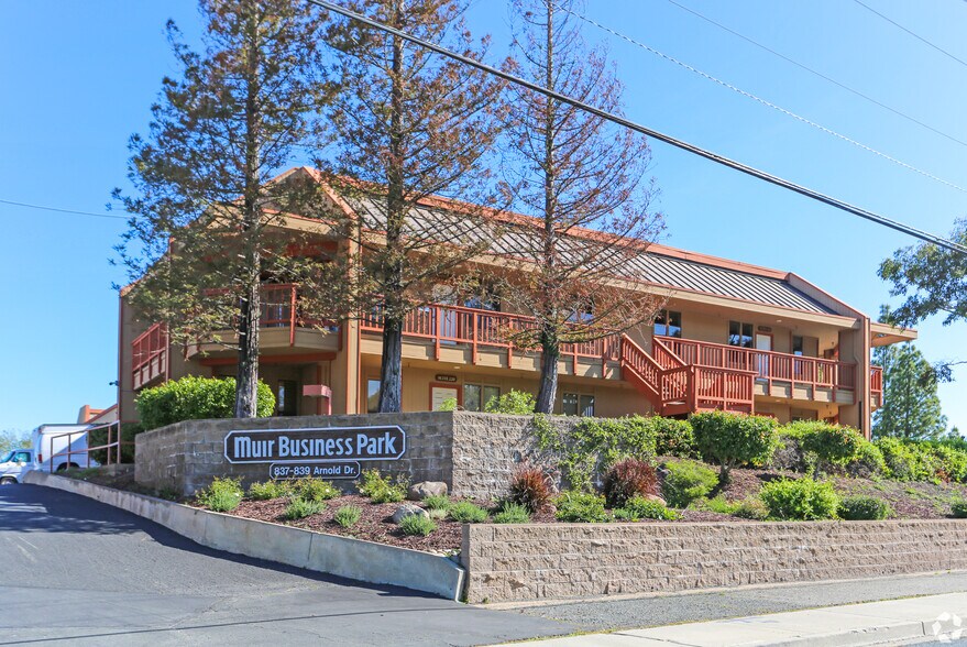 More Photos Of 815 Arnold Dr, Martinez Unknown For Lease