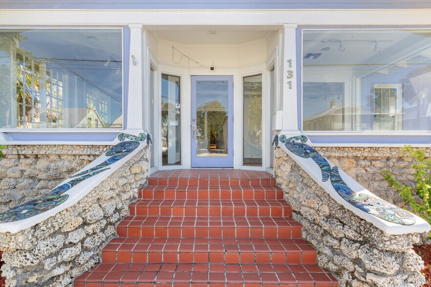 More Photos Of 131 King St, Saint Augustine Freestanding For Sale