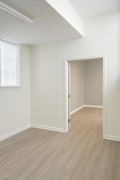 More Photos Of 1610 N Carey St, Baltimore Apartments For Lease