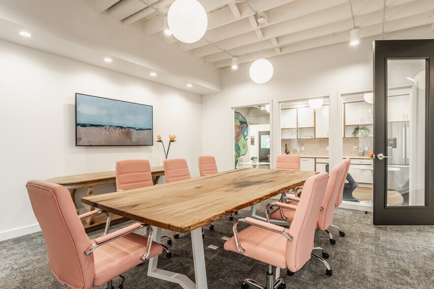 More Photos Of 4201 Millersville Rd, Indianapolis Flex For Sale