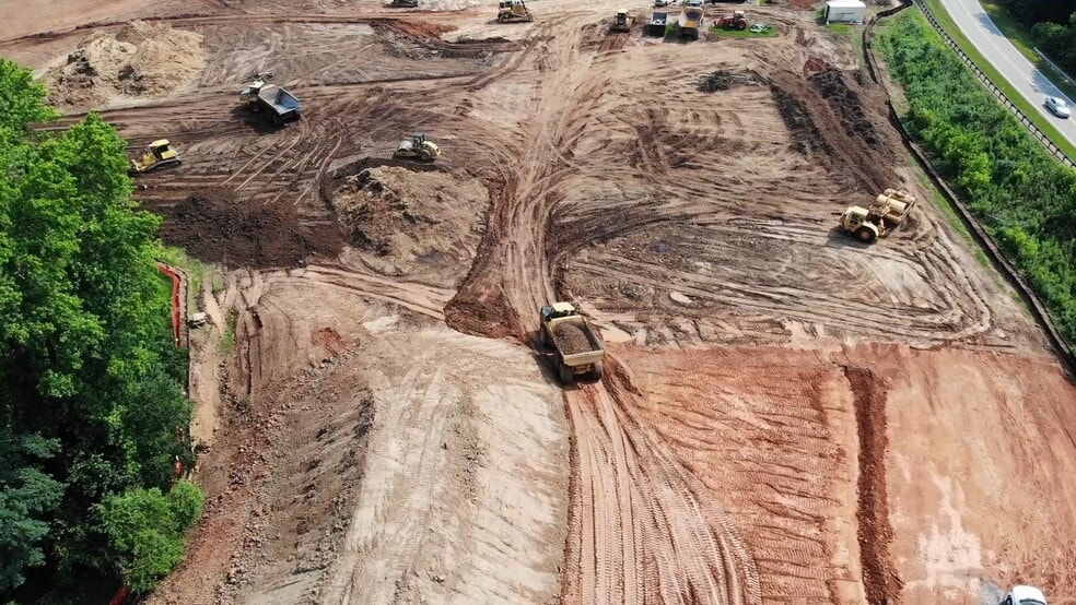 More Photos Of 4165 Settingdown Rd, Cumming Unknown For Lease