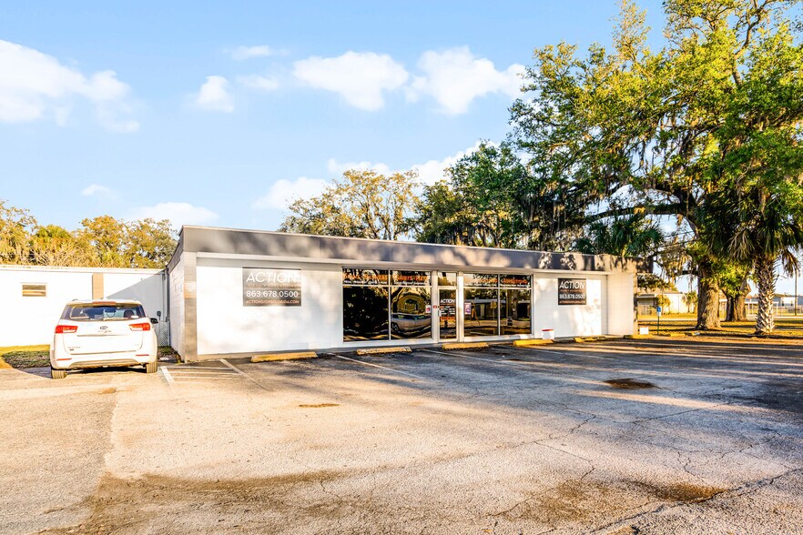 More Photos Of 107 E Polk Ave, Lake Wales General Retail For Sale
