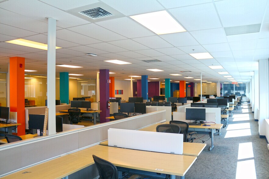 More Photos Of 72 Rue Laval, Gatineau Office For Lease