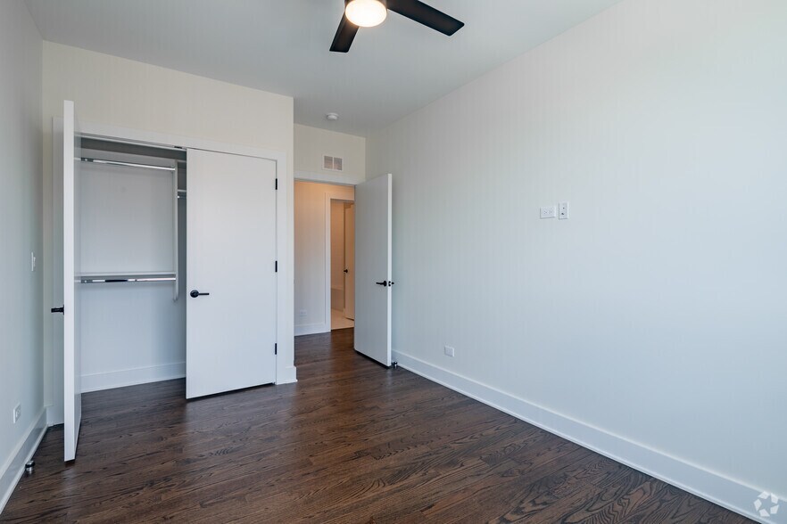 More Photos Of 3001 N Southport Ave, Chicago Apartments For Lease