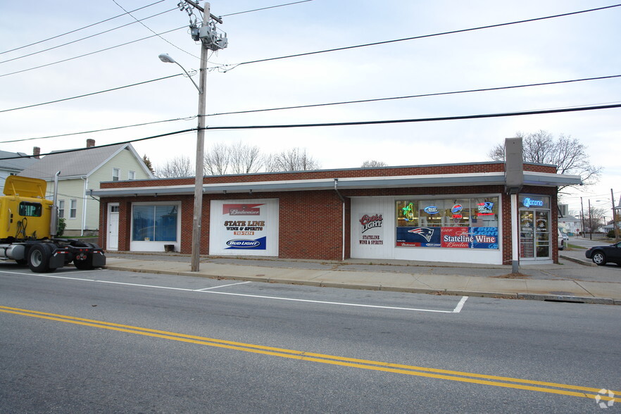More Photos Of 876 Central Ave, Pawtucket Freestanding For Lease