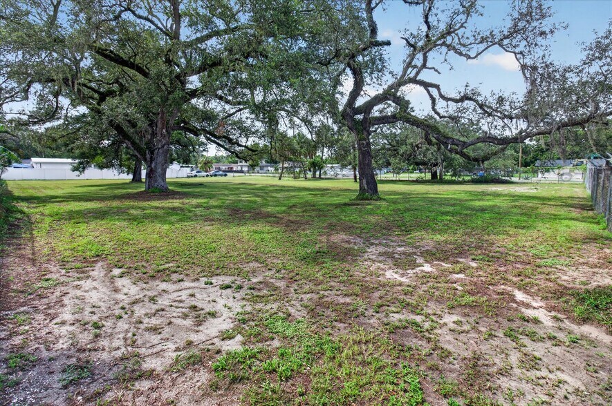 More Photos Of 5311 COLUMBUS, Tampa Land For Sale