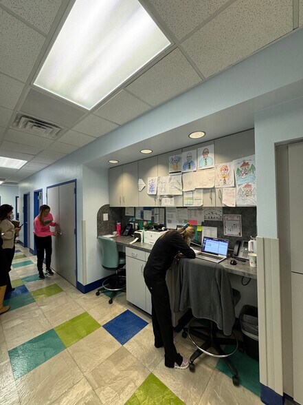 More Photos Of 3131 S Center St, Arlington Medical For Lease