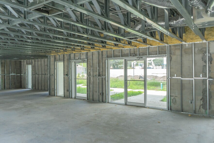 More Photos Of 907 Person St, Kissimmee Medical For Sale