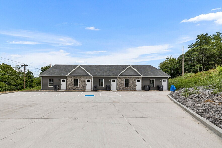 Primary Photo Of 95 Nest Ln, Hartsville Apartments For Sale