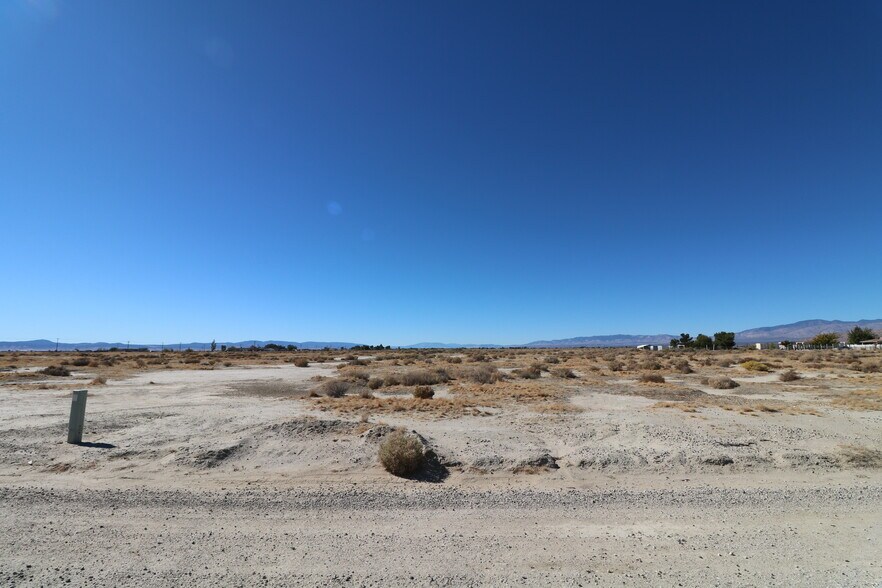 More Photos Of Birch Avenue (Schindler Court) @ Hull Street, Rosamond Land For Sale