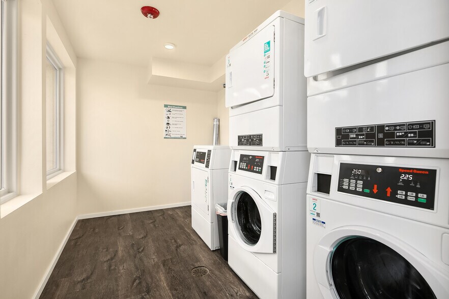 More Photos Of 2807 S Hanford St, Seattle Apartments For Sale