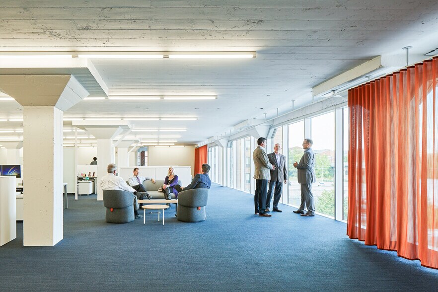 More Photos Of 100 E Main St, Oklahoma City Office For Sale