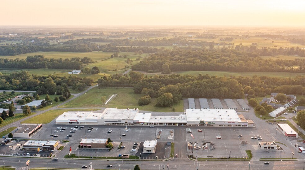 Primary Photo Of 1706-1804 S Main St, Bellefontaine Unknown For Lease