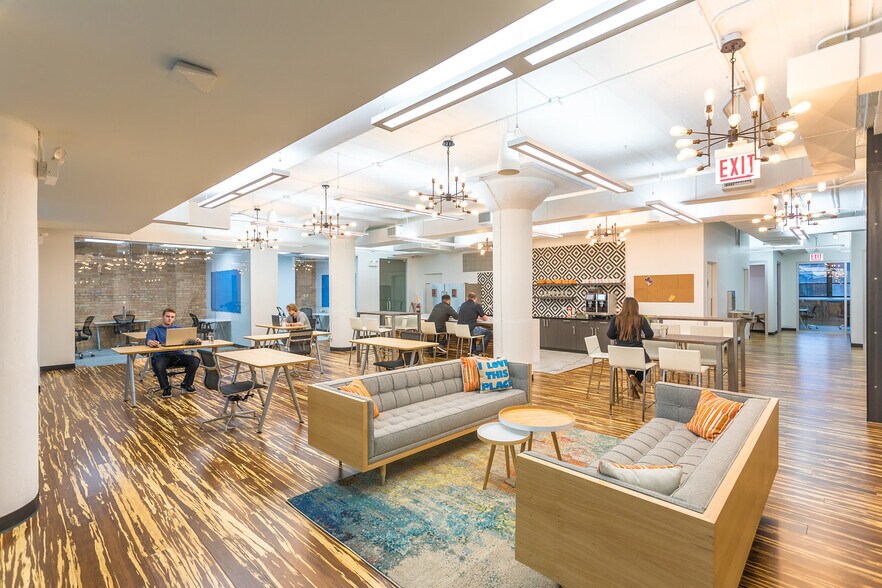 More Photos Of 420 W Huron St, Chicago Loft Creative Space For Sale