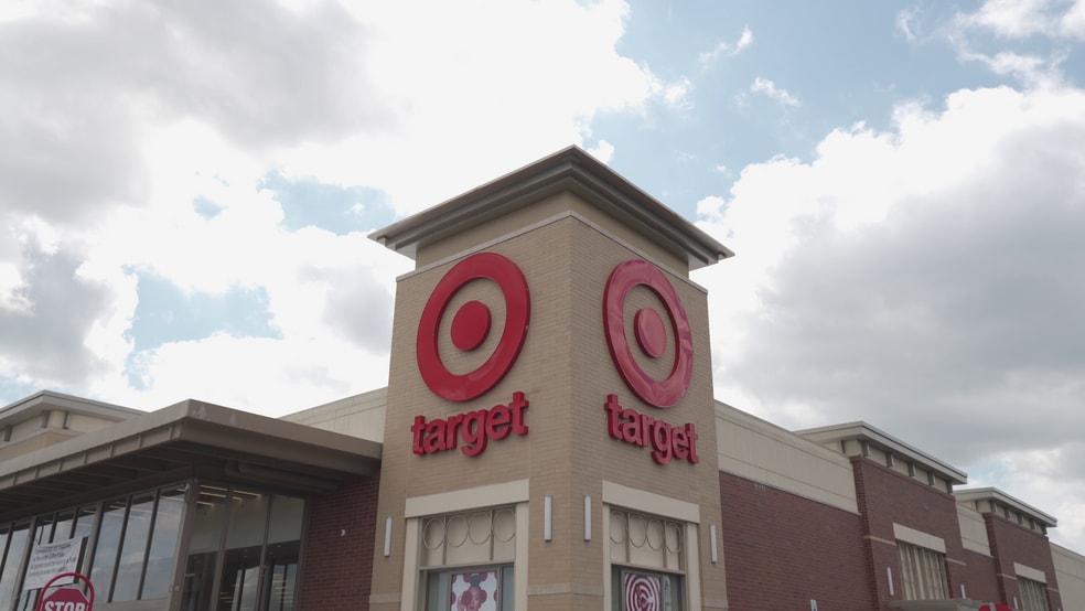 More Photos Of 913-1070 Holt Rd, Webster Unknown For Lease