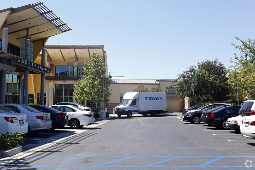 More Photos Of 26767 Agoura Rd, Calabasas Unknown For Lease