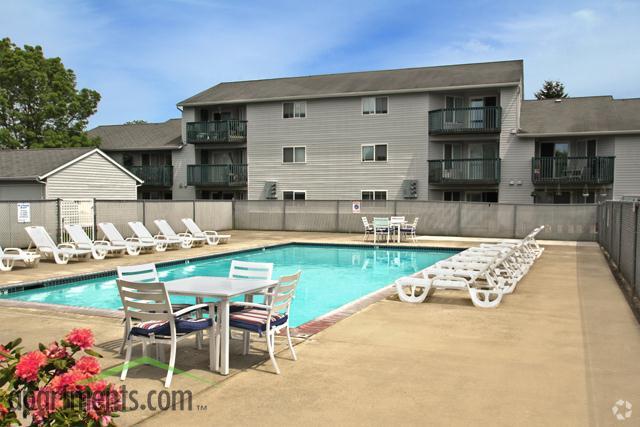 More Photos Of 2231 NE Bridgecreek Ave, Vancouver Apartments For Sale