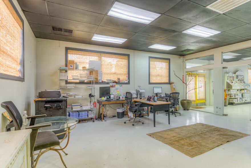 More Photos Of 478 N Hollywood St, Memphis Flex For Sale