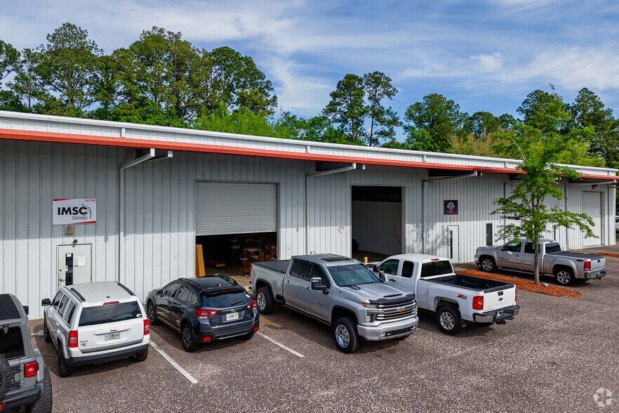 More Photos Of 14476 Duval Pl W, Jacksonville Unknown For Lease