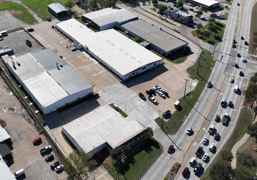 More Photos Of 3105 Justin Rd, Flower Mound Unknown For Lease