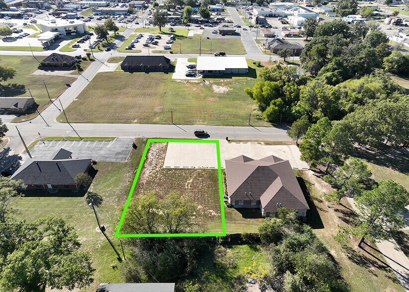 More Photos Of 359 N Cypress St, Gilmer Land For Sale