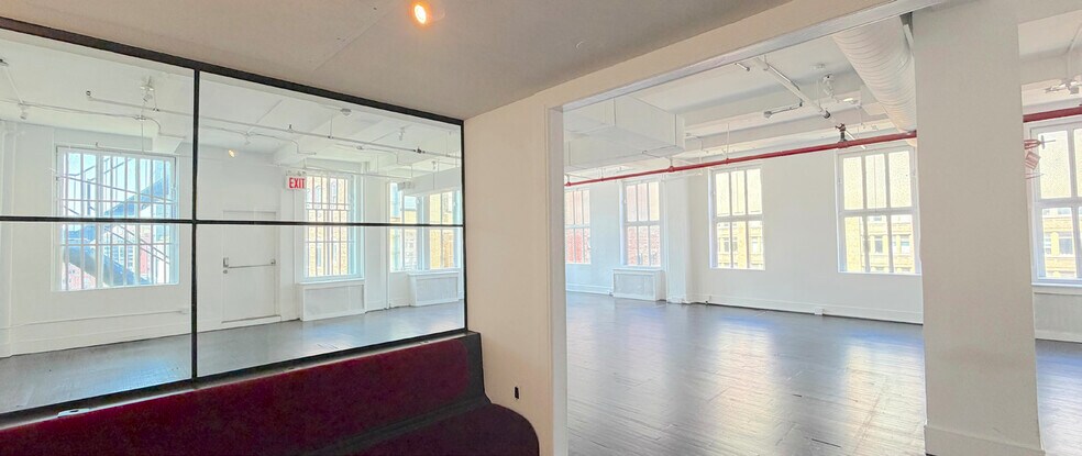 More Photos Of 164 W 25th St, New York Office For Lease