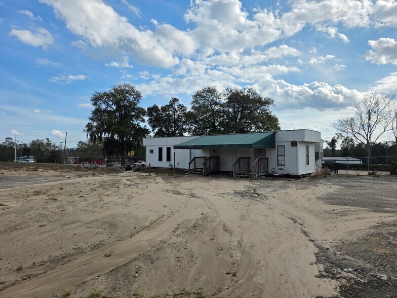 More Photos Of 4742 Blountstown Hwy, Tallahassee Office For Lease