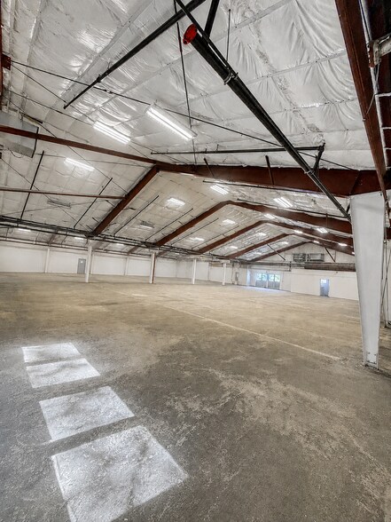 More Photos Of 99 Farm Rd, Bangor Warehouse For Lease