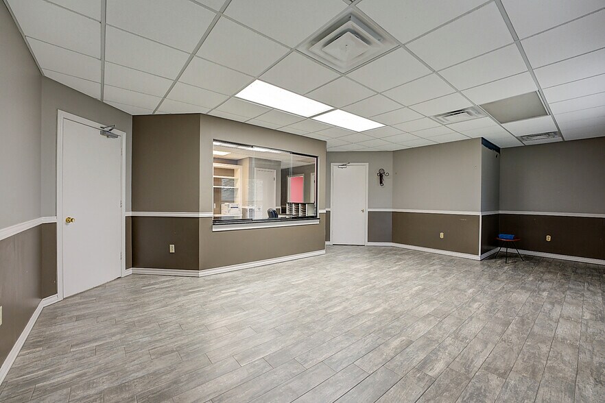 More Photos Of 1015 E 35th St, Texarkana Medical For Sale