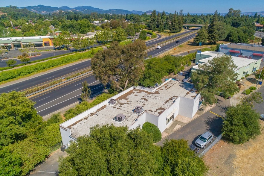 More Photos Of 2441-2449 2nd St, Napa Storefront For Lease